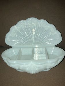 Vintage Shell Jewelry Box Organizer