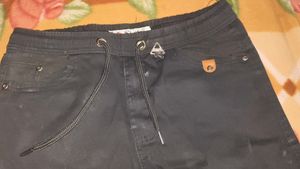 black stylish cargo pant