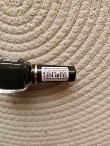 Lakme Ultimate Glam Eyeliner