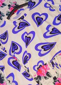 Cute Heart Print Long Sleeve Crop Top