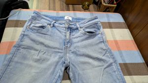 Light Wash Skinny Jeans