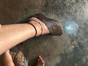 Stylish Brown Wedge Sandals