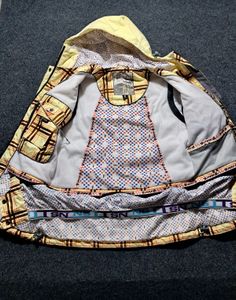 Stylish Plaid Patterned Jacket