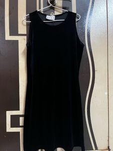 Elegant Black Velvet Dress