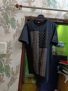 Mens T_Shirt.