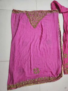 Beautiful Pink Embroidered Kurta Set
