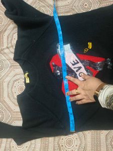 Love Graphic Sweater in Xl size for women