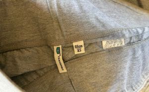 Women's Grey Capri Leggings