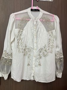New Zara  Embroidered Sheer Sleeve top