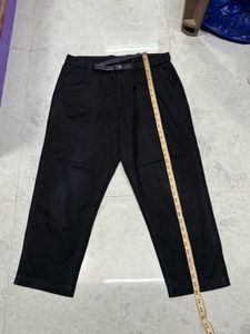 Uniqlo Men's Black Relaxed Fit Pants
