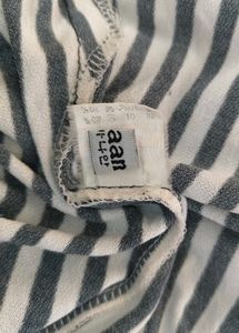 🖤Korean Monochrome Striped Blouse Top🤍