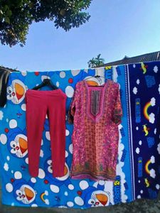 Ethnic Kurta Set & Leggings
