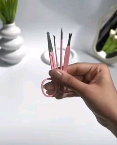 High Grade Stainless Steel Manicure Kit