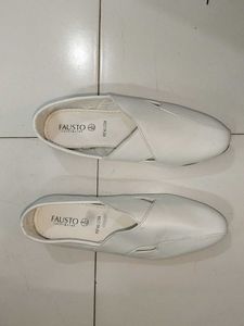 White Fausto Flats