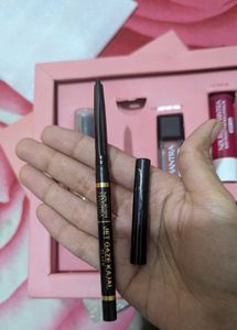 Nourish Mantra Urban Rani Makeup Kit