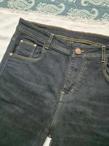 Black Straight Fit Pants | 34