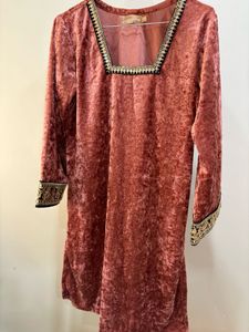 embroidered square neck velvet kurti with trouser