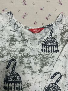 White printed kurtha