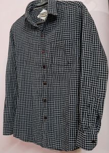 Unisex Shirt In Flawless Condition.