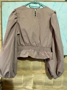 Chic balloon sleeve top