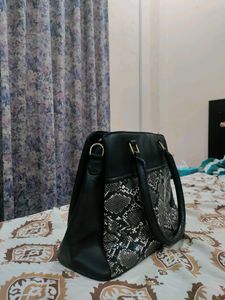 Classy Branded handbag