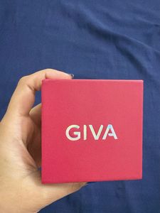 GIVA RED Gift Box