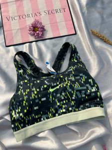 Nike Sports Bra - Stylish & Supportive