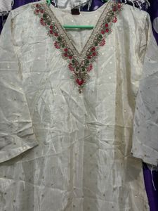 Elegant Cream Kurta Set with Pink Dupatta