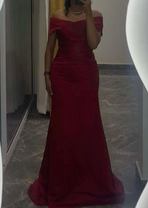 Elegant Red Gown - Perfect for Special Occasions