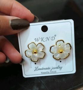 Beautiful Korean 3D Flower Stud Earring