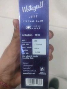 Wottagirl! Luxe Perfume