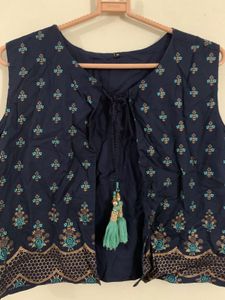 Ethnic Printed Sleeveless Shrug