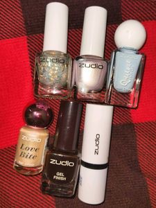 Zudio Nail Polish & lipstick