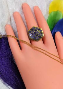 Statement Geometric Ring