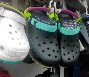 CAPE MODA HIKER CLOGS Crocs🎀