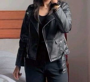 Black Faux Leather Biker Jacket🖤