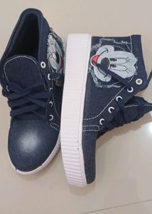 Women Boots For Branded