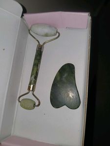 Saturn Jade Roller &amp; Gua Sha Set