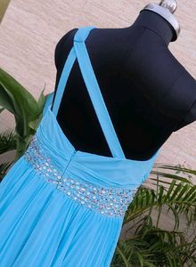 Stunning One-Shoulder Pleated Gown