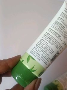 Plum Green Tea Skincare Set