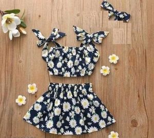 Cute Daisy Print Crop Top & Skirt Set for babies