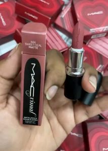 MAC Matte Lipstick Rouge A Levres Set