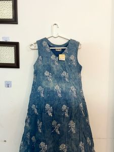 Blue Floral Cotton Kurta not faded !!!