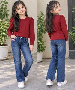 Chic Red Top & Blue Jeans Set