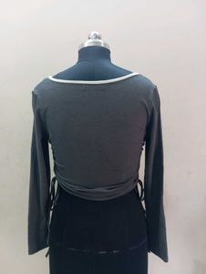 Trendy Crop Top - Long Sleeve