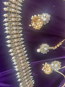 Elegant Pearl & Crystal Necklace Set