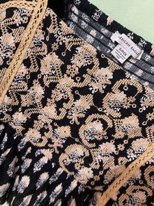 Black beige Embroided top with lace  Bor