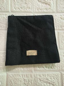 gucci beauty pouch