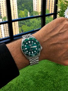 Seiko 5 Sports SKX GMTModel No.: SSK035K1