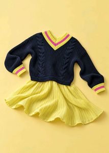 NAVY BLUE KNIT TOP WITH LEMON YELLOW PLEATED SKIRT